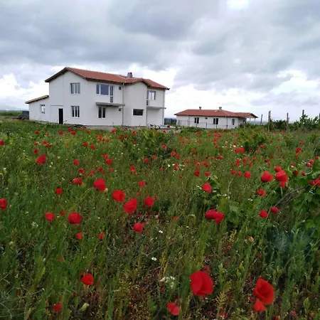 Дом отдыха House In Complex